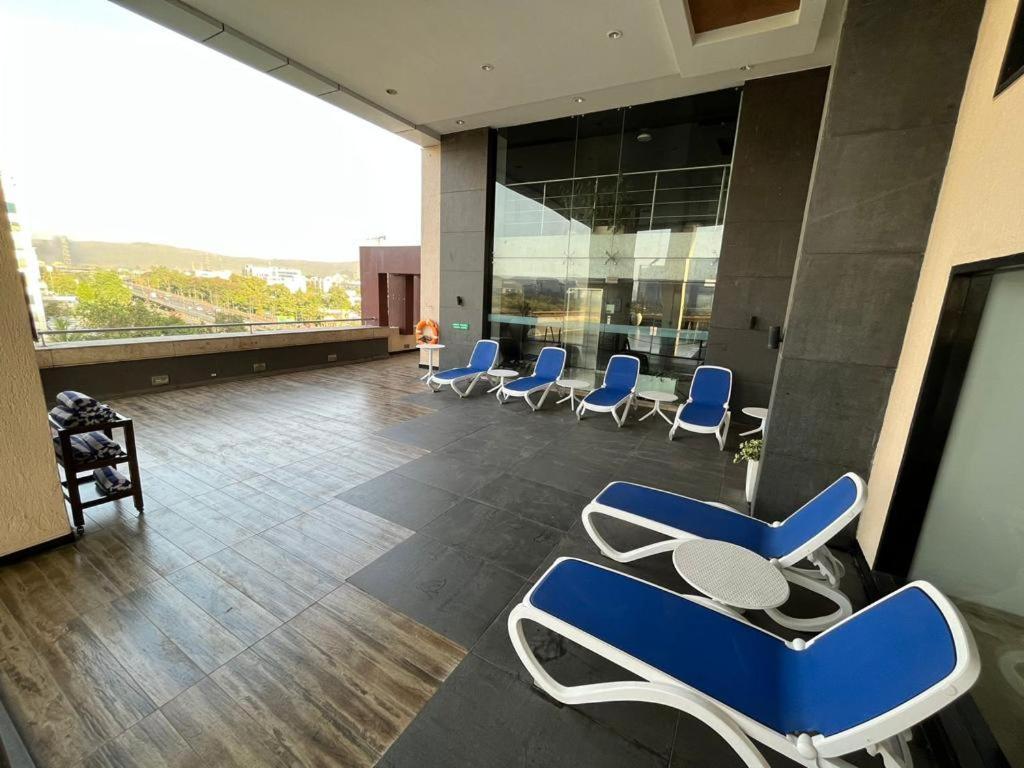 Country Inn & Suites By Radisson Nová Bombaj Exteriér fotografie