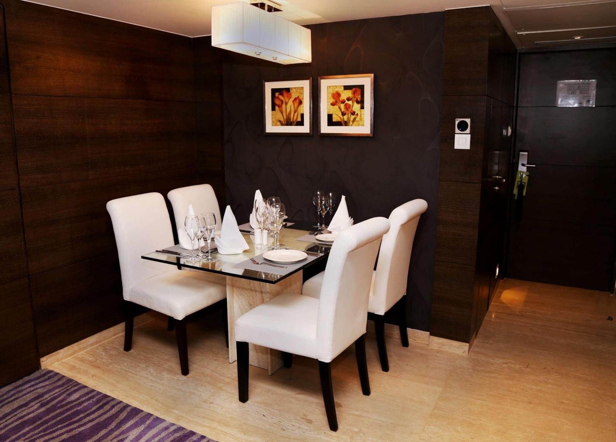 Country Inn & Suites By Radisson Nová Bombaj Exteriér fotografie